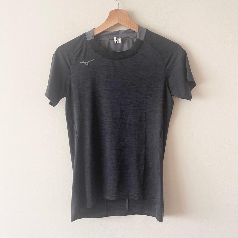 Mizuno woman Performance Running T-Shirt size XS Heather Black and Gray